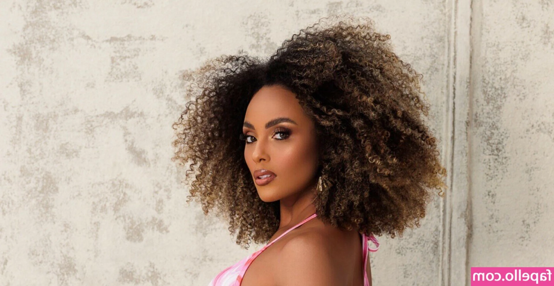 Samara Andrade [ samara-andrade ] - What are everyone s plans for the weekend