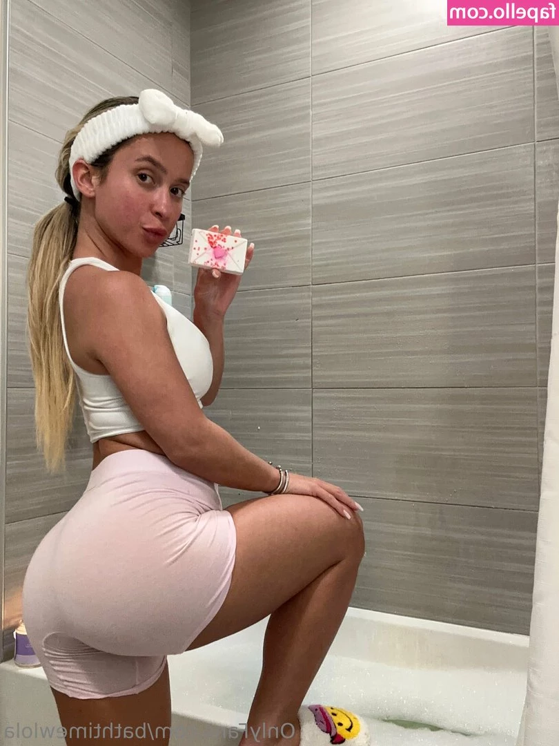 bathtimewlola - Im what your craving