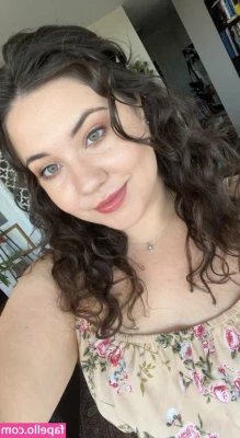 Omghiandrea - Feeling naughty today, what should I get up to? Perhaps a live
