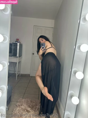 bellacuentos - Hope everyone is having a great Saturday!❤️ Damn that was a