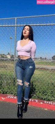 bellacuentos - My pussy is little and this dildo is big
