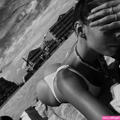 Shesmytranquility [ shesmytranquility-1 ] - вσѕѕу ℓιℓ тнιиg.