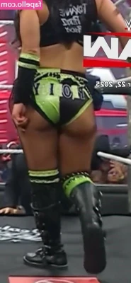 Roxanne Perez [ roxanne-perez ] - twerking on your d like