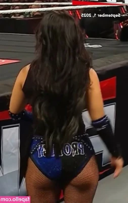 Roxanne Perez [ roxanne-perez ] - I was always like, nooooo, now I’m kinda like yeah😏