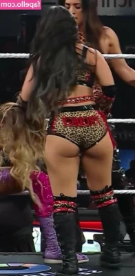 Roxanne Perez [ roxanne-perez ] - the cum stained boxers are sold.
