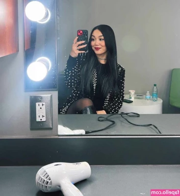 Roxanne Perez [ roxanne-perez ] - Tip price     Custom content  Topless pic -  5 Arse pic -  5 Boob