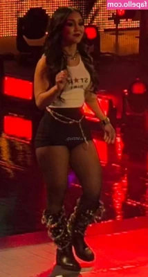 Roxanne Perez [ roxanne-perez ] - Cómo me encanta la pija