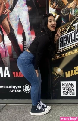 Roxanne Perez [ roxanne-perez ] - wanna watch me get my ass fucking destroyed by a girl for the first