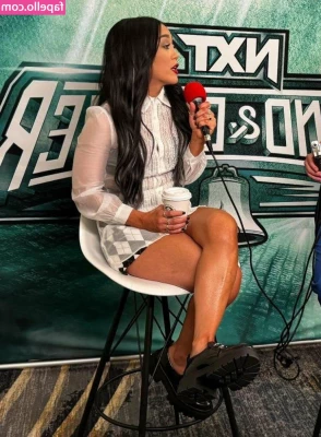 Roxanne Perez [ roxanne-perez ] - Ready for a seasonal shoe swap? Join me as I change up my footwear