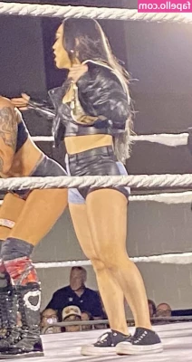 Roxanne Perez [ roxanne-perez ] - Shes my little whiskey girl     whiskeygirl