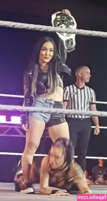 Roxanne Perez [ roxanne-perez ] - smell my perfume baby 🙊 but fyi, it smells much better on my tits