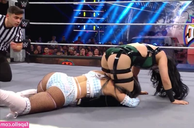 Roxanne Perez [ roxanne-perez ] - Have a holly jolly Christmas you ho ho hoes