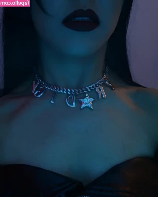 Roxanne Perez [ roxanne-perez ] - I m board