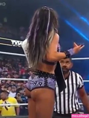 Roxanne Perez [ roxanne-perez ] - Things got slippery 😉