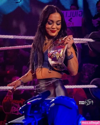 Roxanne Perez [ roxanne-perez ] - thank you to all the new subscribers that came last night, I