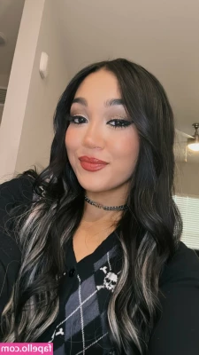 Roxanne Perez [ roxanne-perez ] - Let s do some stretching  I might need some extra stretch out of my