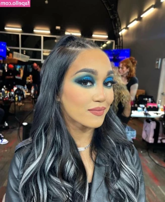 Roxanne Perez [ roxanne-perez ] - Hey Fans, guess who is making an amazing recovery from back surgery