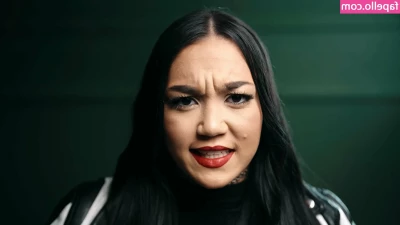 Roxanne Perez [ roxanne-perez ] - Pin me against the wall and spread my legs baby