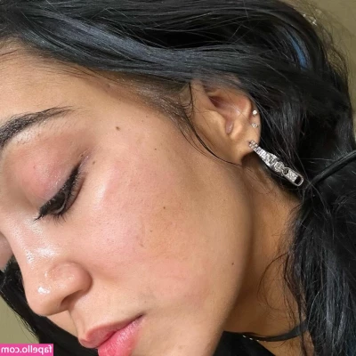 Roxanne Perez [ roxanne-perez ] - Good morning   look at those pretty titles