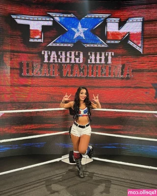 Roxanne Perez [ roxanne-perez ] - really really love how this one came out part 1