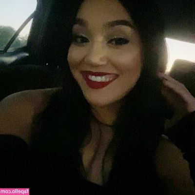 Roxanne Perez [ roxanne-perez ] - Catch of the day 😉 part 1