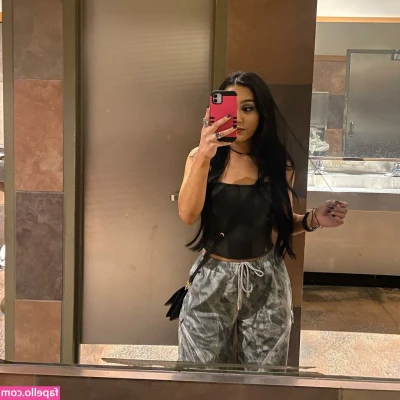Roxanne Perez [ roxanne-perez ] - Woke feeling some kinda way I need some one to ride my cock or get