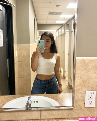 Roxanne Perez [ roxanne-perez ] - I can't wait for you to see my New Content!