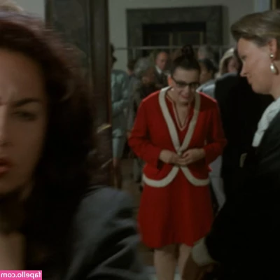 Monica Bellucci [ monica-bellucci ] - Some extras from the trend LOL part 1