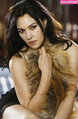 Monica Bellucci [ monica-bellucci ] - Do you dare take a sip of my loser potion ? It'll confirm my
