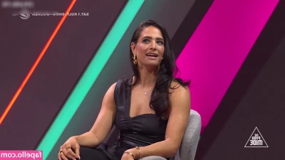 Amira Pocher [ amira-pocher ] - something small until later