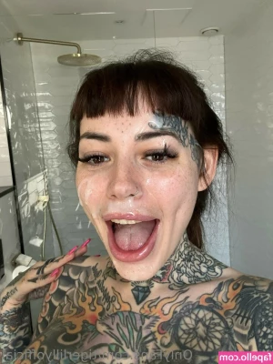 Tigerlilly - Quem tá afim de acompanhar um pouquinho da minha amiga Bianca comigo