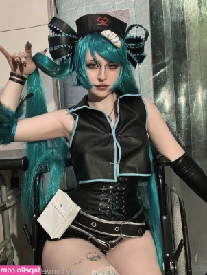 Electro Alice [ electro-alice ] - Hoy me saque toda la leche  la próxima será en tu boca