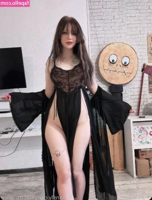 Electro Alice [ electro-alice ] - Thirsty?? 🦋💦