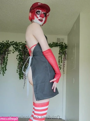 galaxyclown - Such a tiny bra lol
