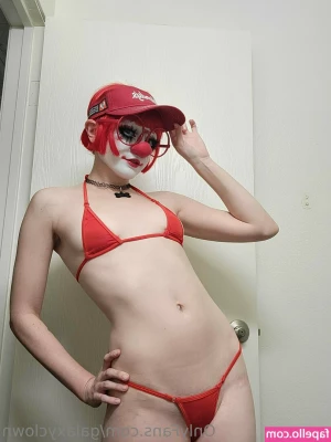 galaxyclown - Wanna workout with me  I took this video awhile back  and figure why