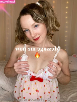 MadisonJoXo - You like my floral tits