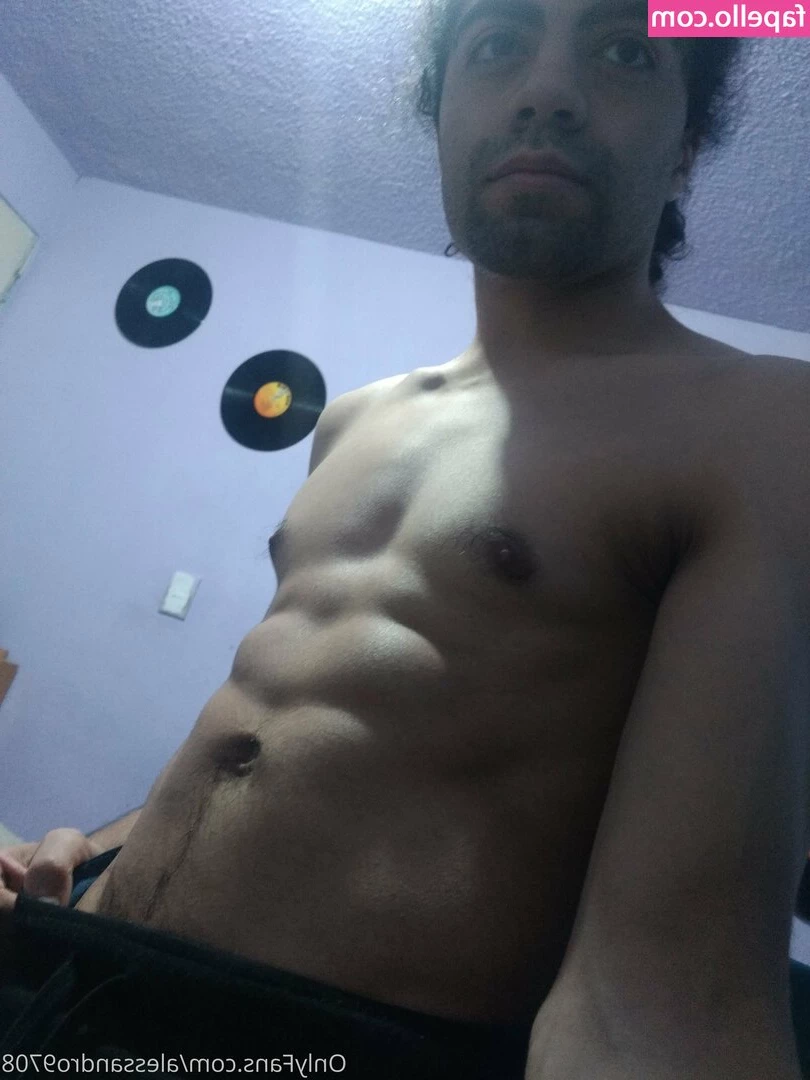 alessandro9708 - Wanna play with me😈😻🤤