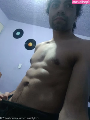 alessandro9708 - Wanna play with me😈😻🤤