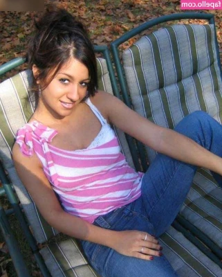 Raven Riley [ raven-riley ] - Estou literalmente em uma montanha russa  e aqui é um lugar eu que