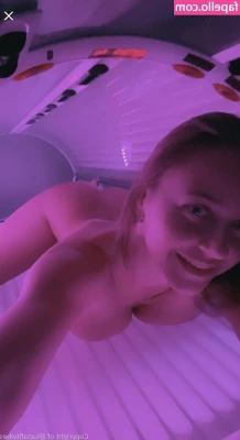 luciafitvibes - What's your favorite Friday activity?