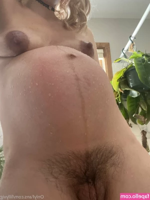 LillyVig - This is the 564738584th time in my life I masturbate  and the ones to