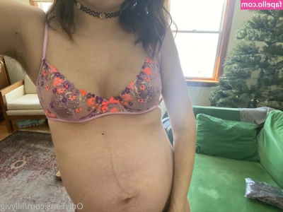 LillyVig - Hello darling  Do you want us to play  Send me a private message and