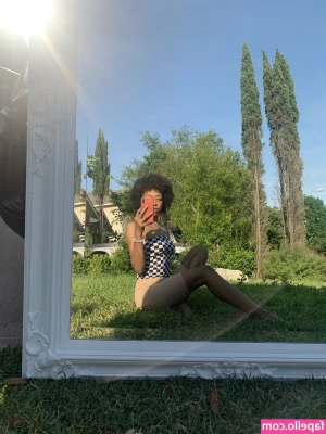 chynaunique - Pompino in vasca part 1   oralsex   Volete vedere la seconda parte 