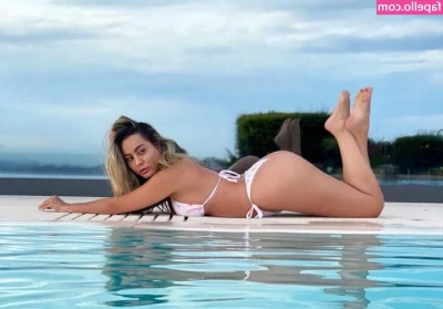 Paola Saulino [ paola-saulino ] - First post x