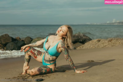 baesuicide - Mi sta proprio bene vero? Ma senza anche meglio😜