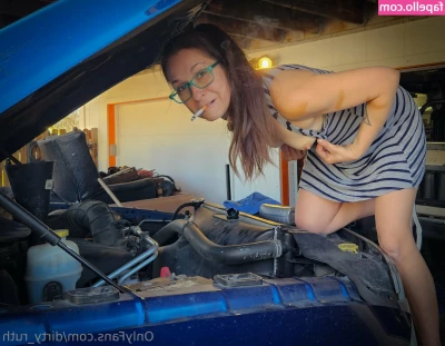 dirty_ruth [ dirty-ruth ] - Lazy day    tights  panties  piercings  halfnude