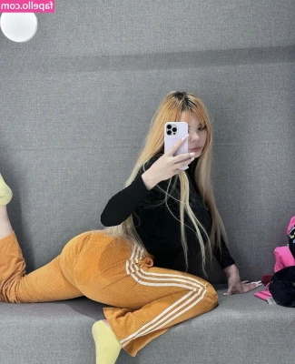 kitty_kett [ kitty-kett ] - i just shot my craziestttt content yet 😈