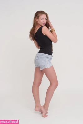 viktoriia_aliko [ viktoriia-aliko ] - It s finally Friday  I m ready for the weekend  Xx   click to see my