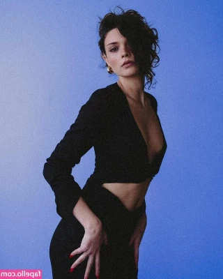 Harriet Herbig-Matten [ harriet-herbig-matten ] - Just fucking do it!