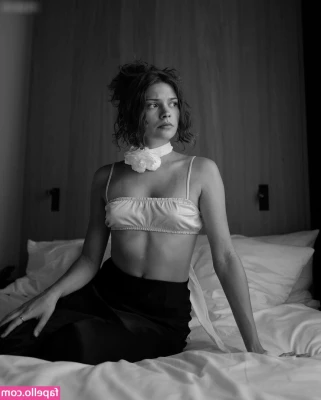 Harriet Herbig-Matten [ harriet-herbig-matten ] - Want to play with me? ❤️